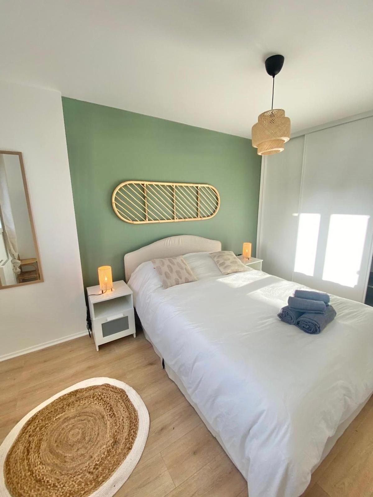 Modern & Cosy 3 Bedrooms Train Tramway Niza Exterior foto